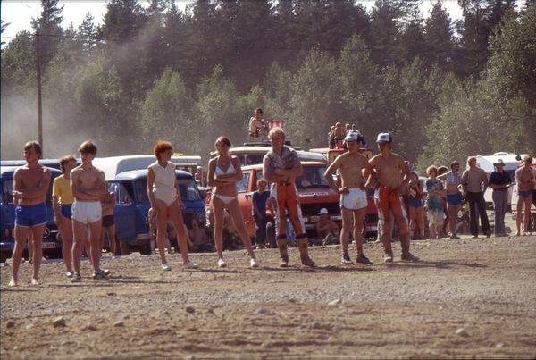 Hellettä pukkaa. SM-250 Savonlinna 1981